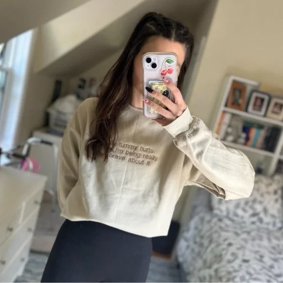 Custom made sweater - Picture 2 of 2